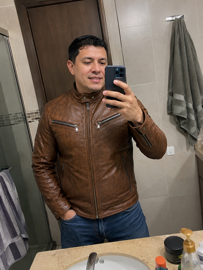 Reseña de Carlos Rodriguez