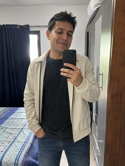 Reseña de David Castellanos